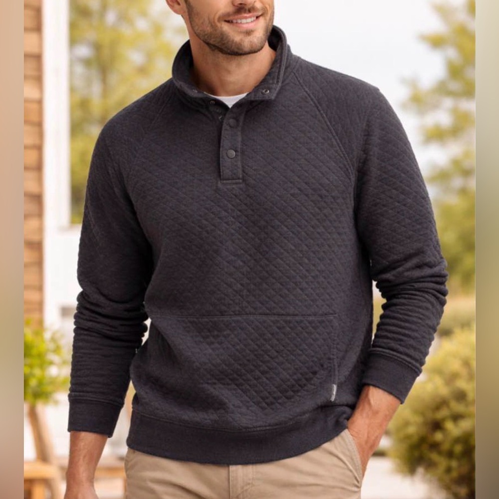 Eddie Bauer Quilted Quarter Button Up, Size Mens Small. Unisex item